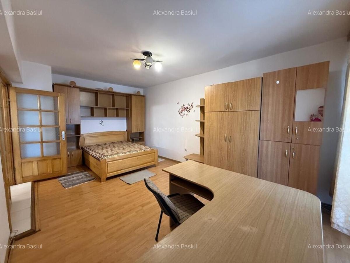 CENTRU, DE INCHIRIAT, APARTAMENT DECOMANDAT, LIBER CU MUTARE IMEDIATA - 2