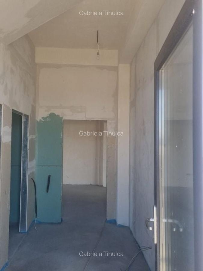 Vânzare rapidă! 4 camere 110 mp + balcon  Etaj 1/4  Finalizat - 14