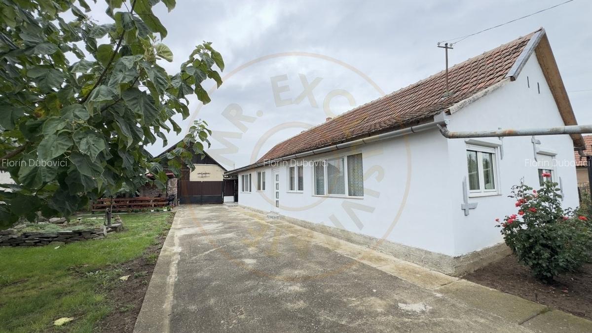 Casa 2 camere, Teren 1525 mp Loc. Tiream , Str. Coloniei Nr.44-Jud. Satu Mare - 2