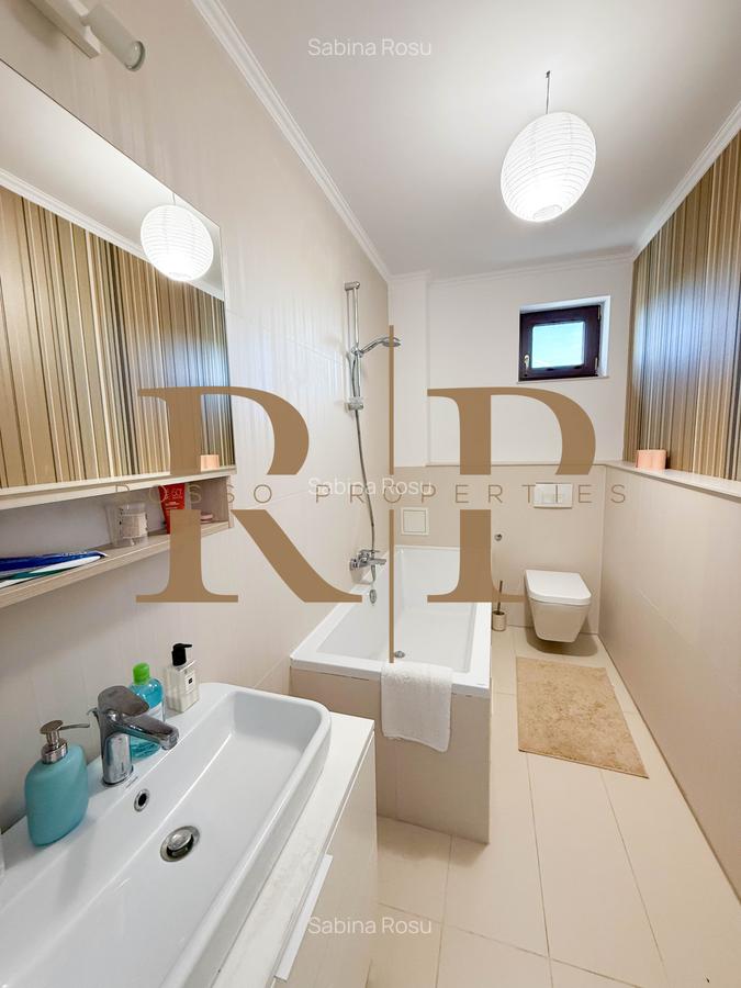 Vila Superba cu deschidere la Lac *Petrachioaia* - 35