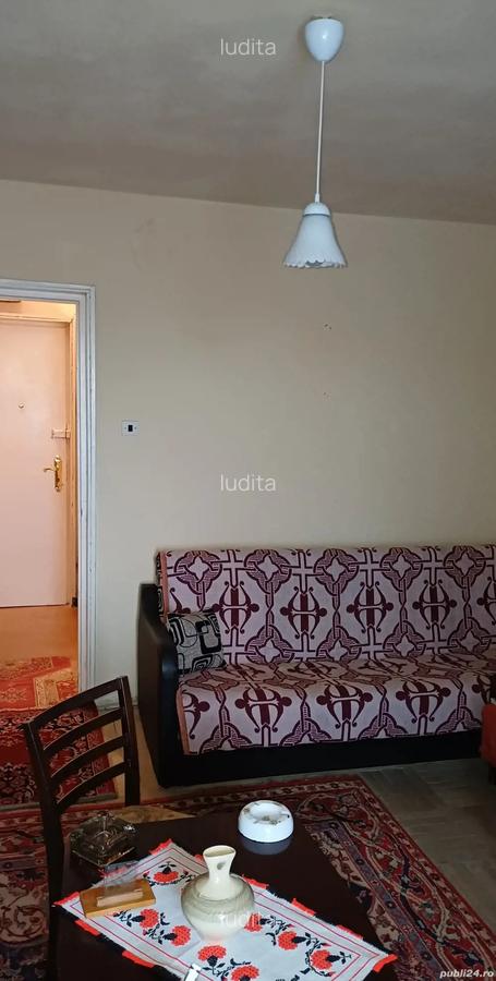 Vand Garsoniera G3, B.dul Dacia Hunedoara. - 3