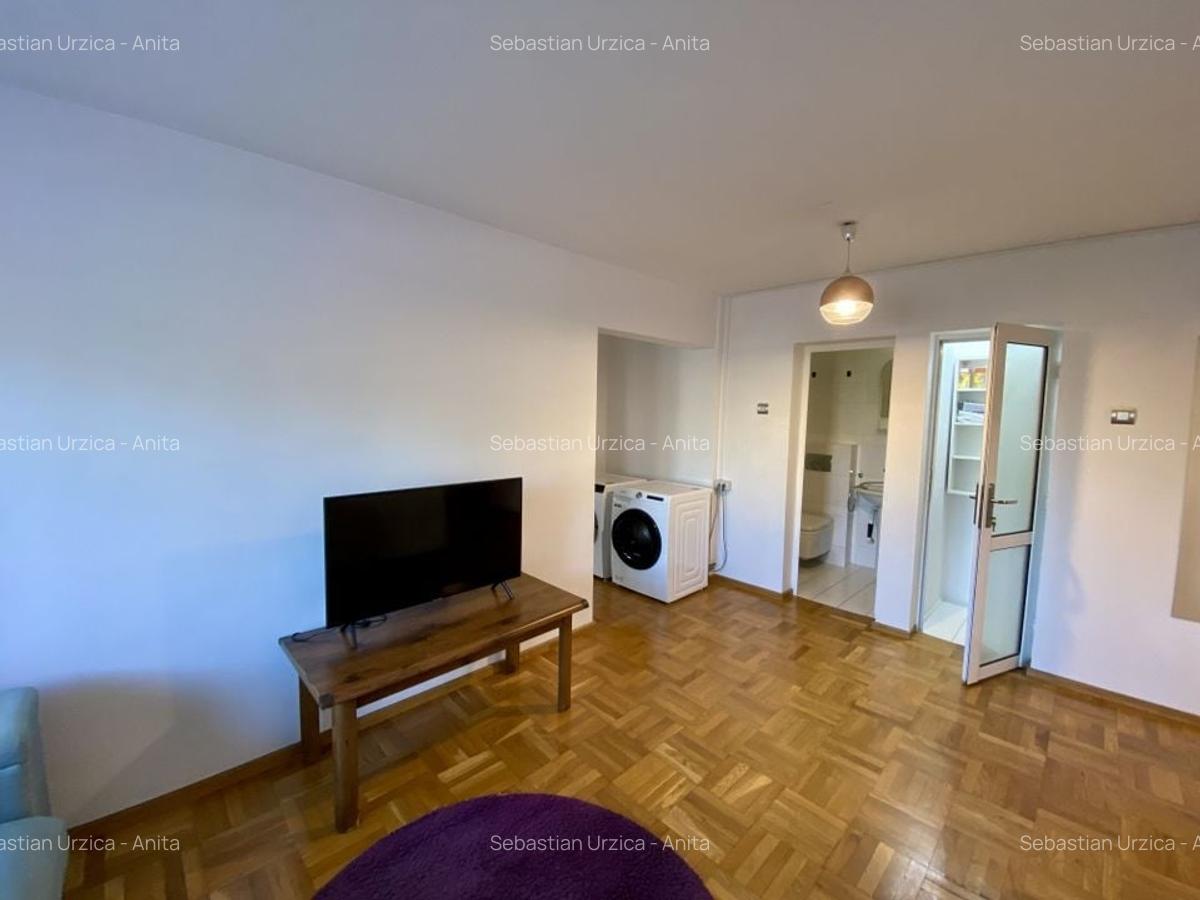 Apartament cu 3 camere in Centrul Civic - 10