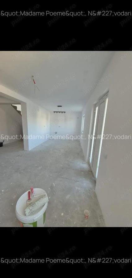 Vila in Lumina, pre? 105000 mii euro - 3
