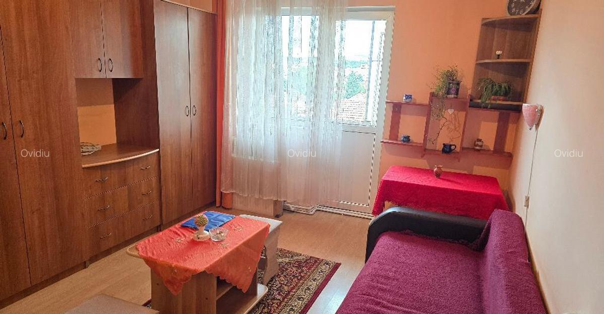 Vand apartament cu 2 camere in Deva, Sala Sporturilor in P-uri, et 3 - 2