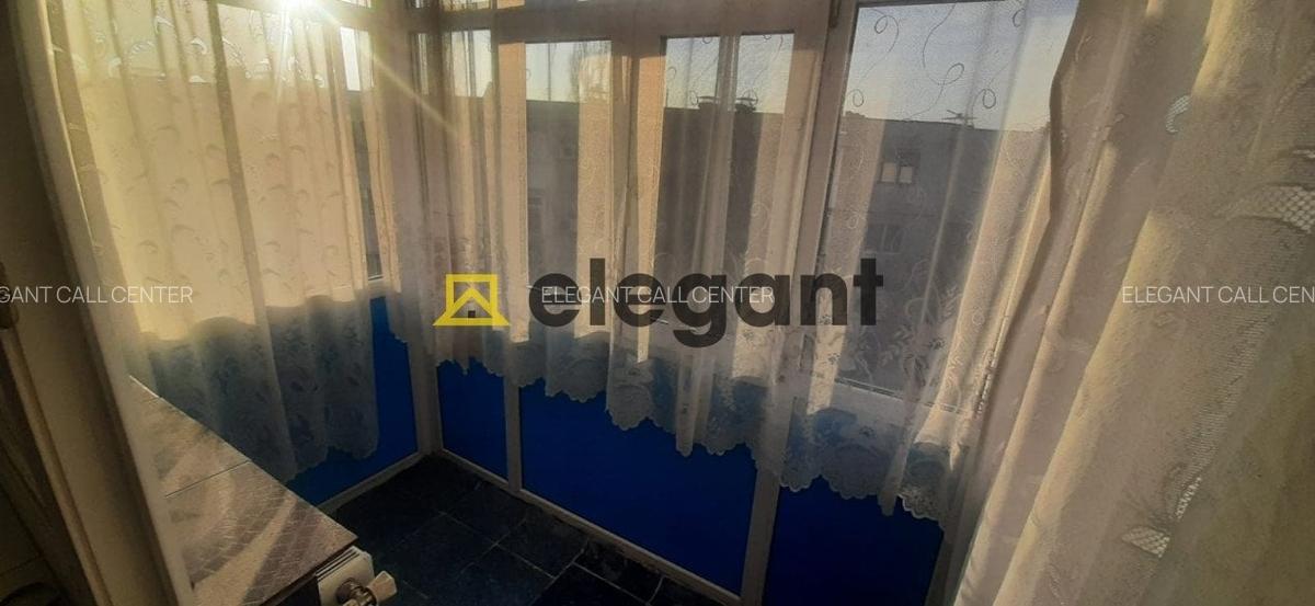 2 camere, modern, centrala, AC, Craiovita Noua, Scoala 33 - 9