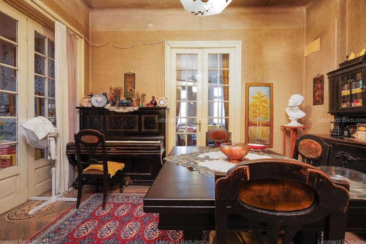 Decebal-Invingatorilor Vila 6 camere-455mp teren - 1 Decebal-Invingatorilor Vila 6 camere-455mp teren - 1