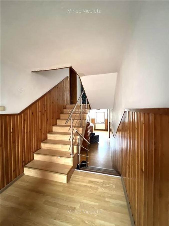 VILA CU 11 CAMERE, BEIUS - 21