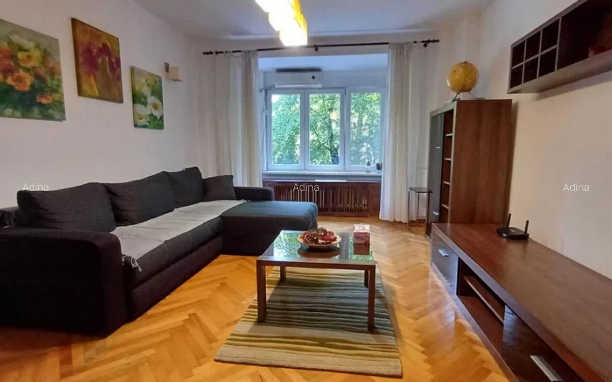 Piata Unirii FANTANI METROU ,bl.2000,et.1/8,Amenajat,mobilat utilat complet - 1