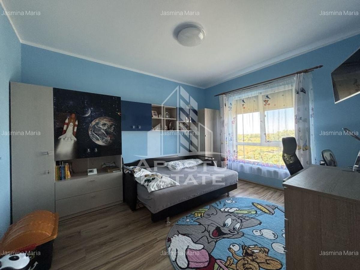 Apartament cu 3 camere decomandat în Buziașului - 4