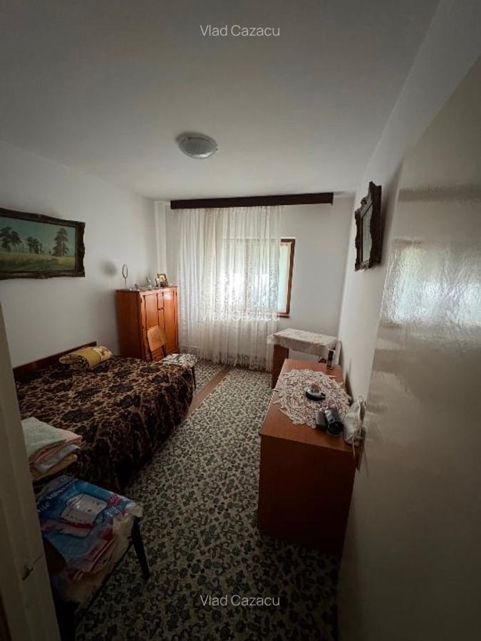 Apartament 3 camere, Piata centrala - 4