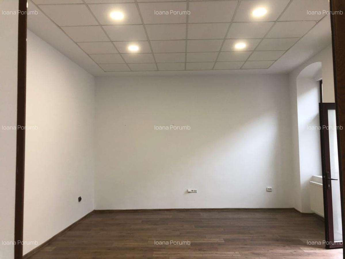 Spatiu pentru birouri de inchiriat - ultracentral - 2
