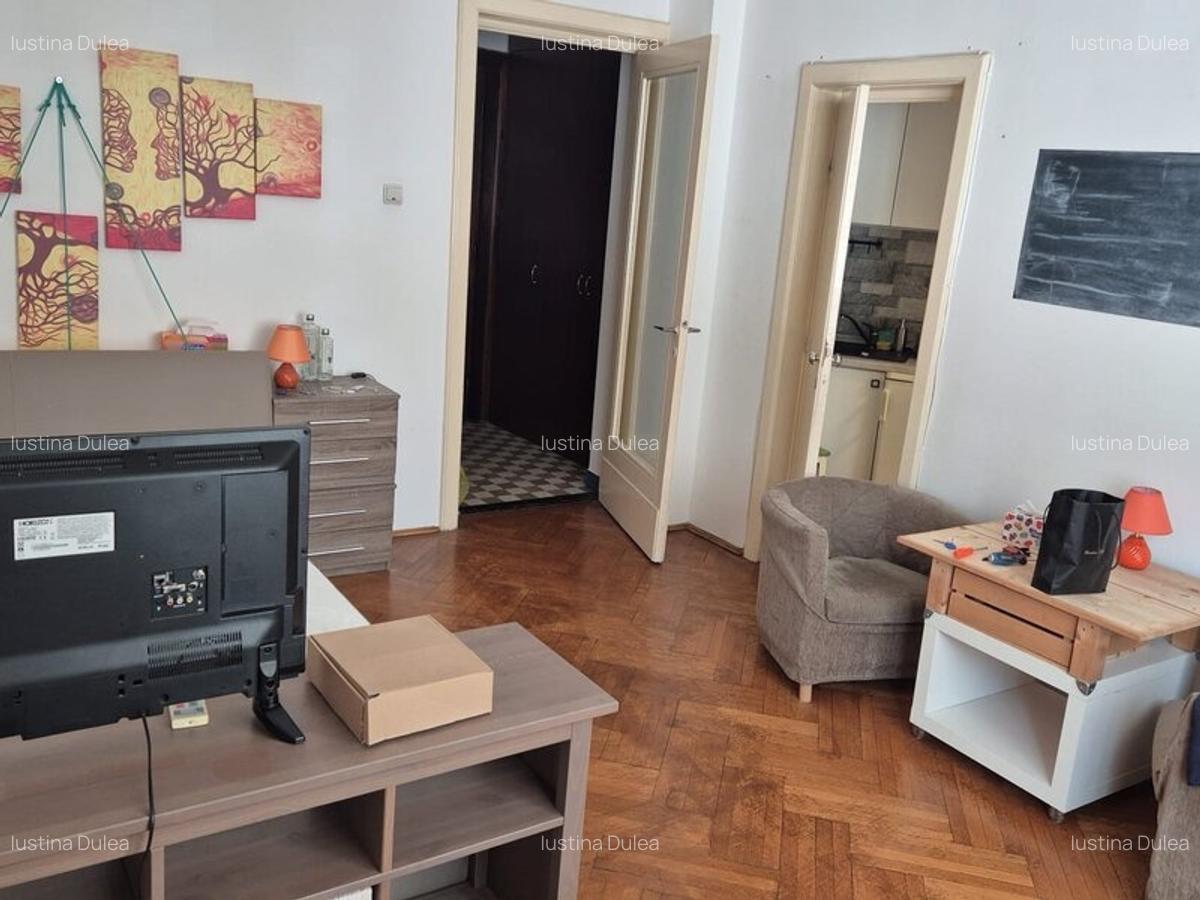 Garsoniera, decomandata, metrou, zona Piata Romana - 2