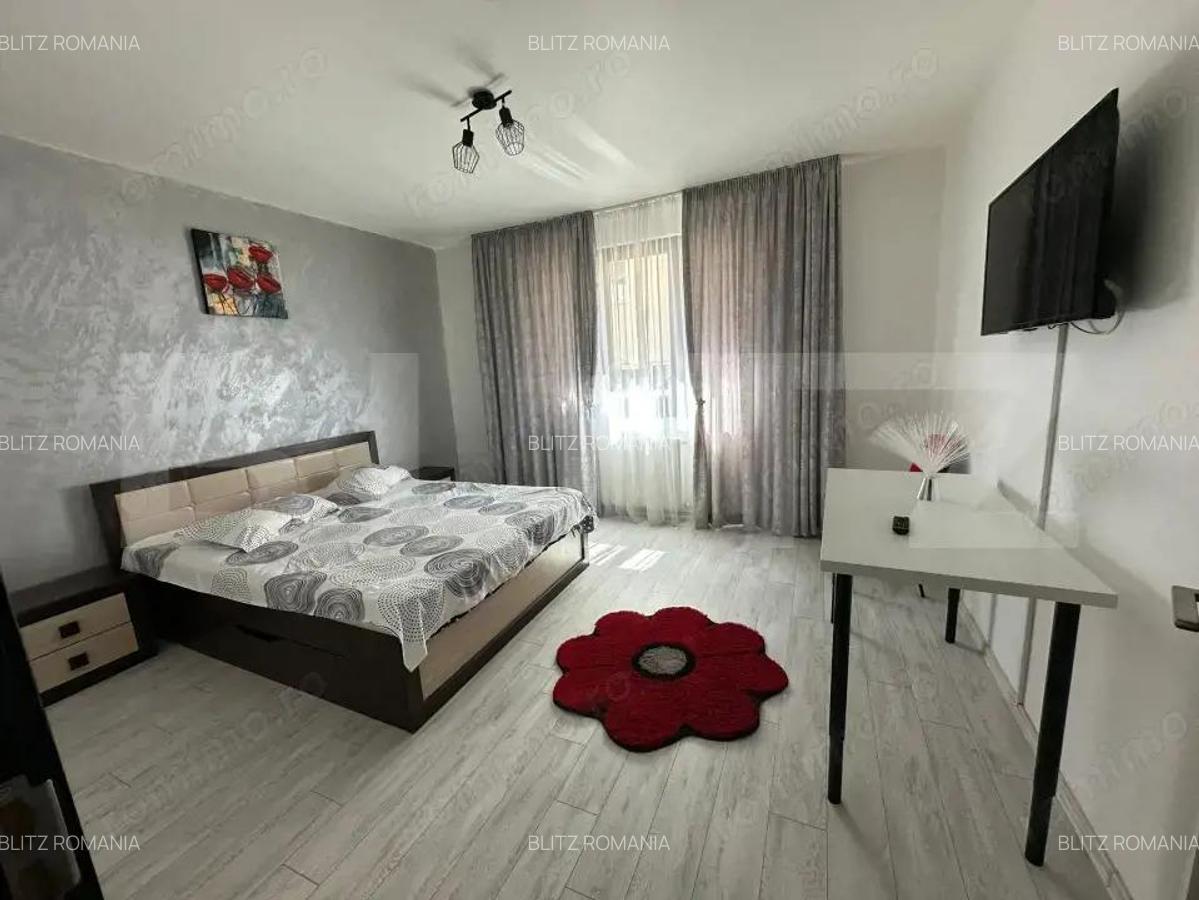 Apartament cu 2 camere, 96 mp, zona Pia?a Mica - 3
