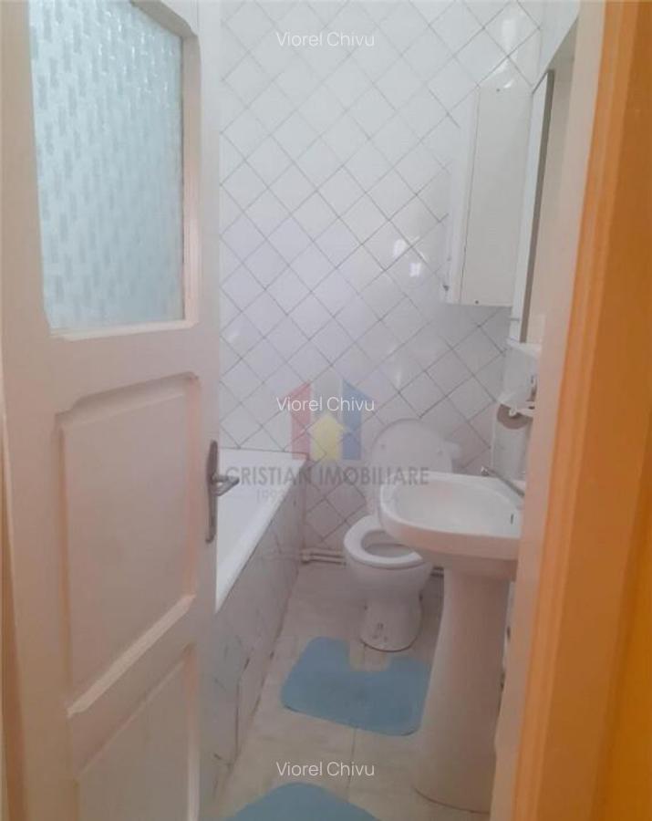 Casa 5 camere, caramida, Teren - 250 mp, zona Centrala - 9