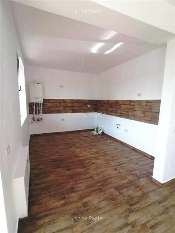 Casa - Duplex -  Prelungirea Ghencea-  Cartierul Latin -  139000E tva inclus - C - 3 Casa - Duplex -  Prelungirea Ghencea-  Cartierul Latin -  139000E tva inclus - C - 3