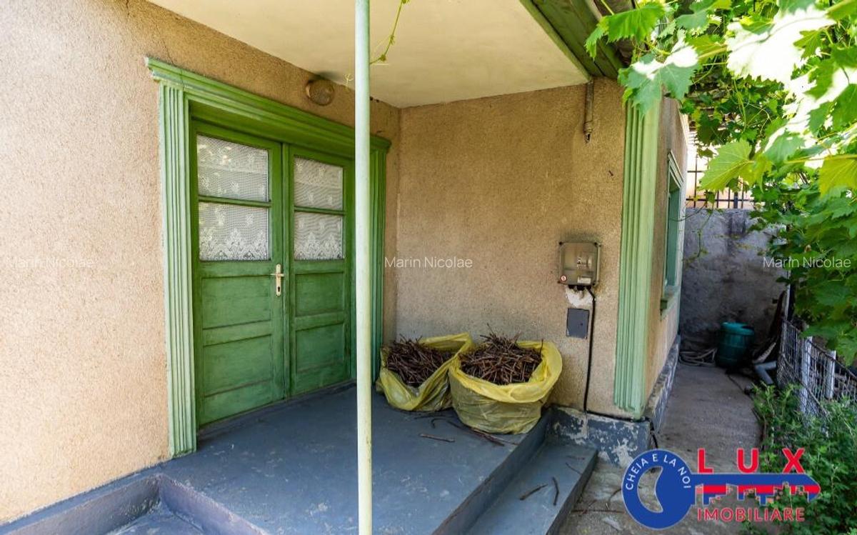 ID 6705 CASA de vanzare *STRADA PACII - 1
