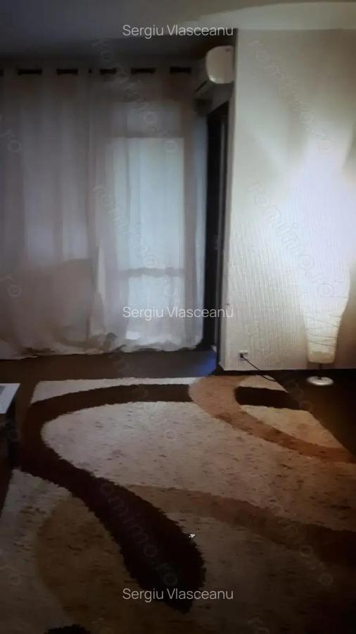 Garsoniera semidecomandata - 49.500 eur - 34mp - metrou Costin Georgian, Titan - 3