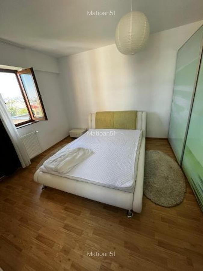 Inchiriez  apartament  cu 3 camere - 4