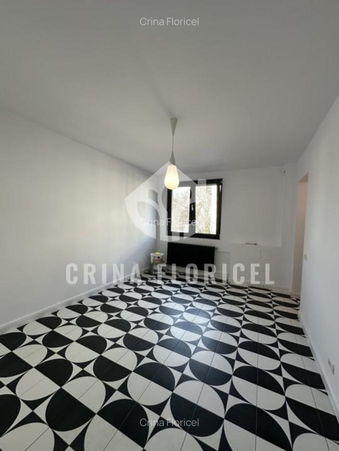Inchiriere garsoniera renovata si nemobilata, pretabila pentru birou - Floreasca - 2 Inchiriere garsoniera renovata si nemobilata, pretabila pentru birou - Floreasca - 2
