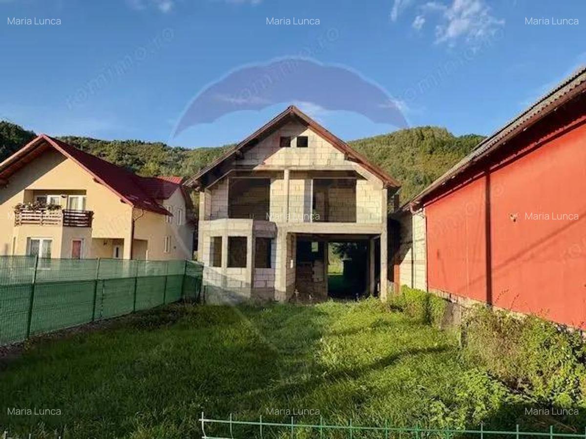 Casa / Vila cu 5 camere de vanzare - 6