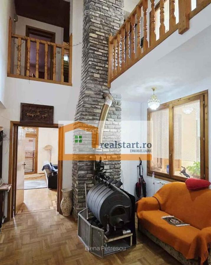 Vedere padure, panouri solare si fotovoltaice, pompa de c... - 12 Vedere padure, panouri solare si fotovoltaice, pompa de c... - 12