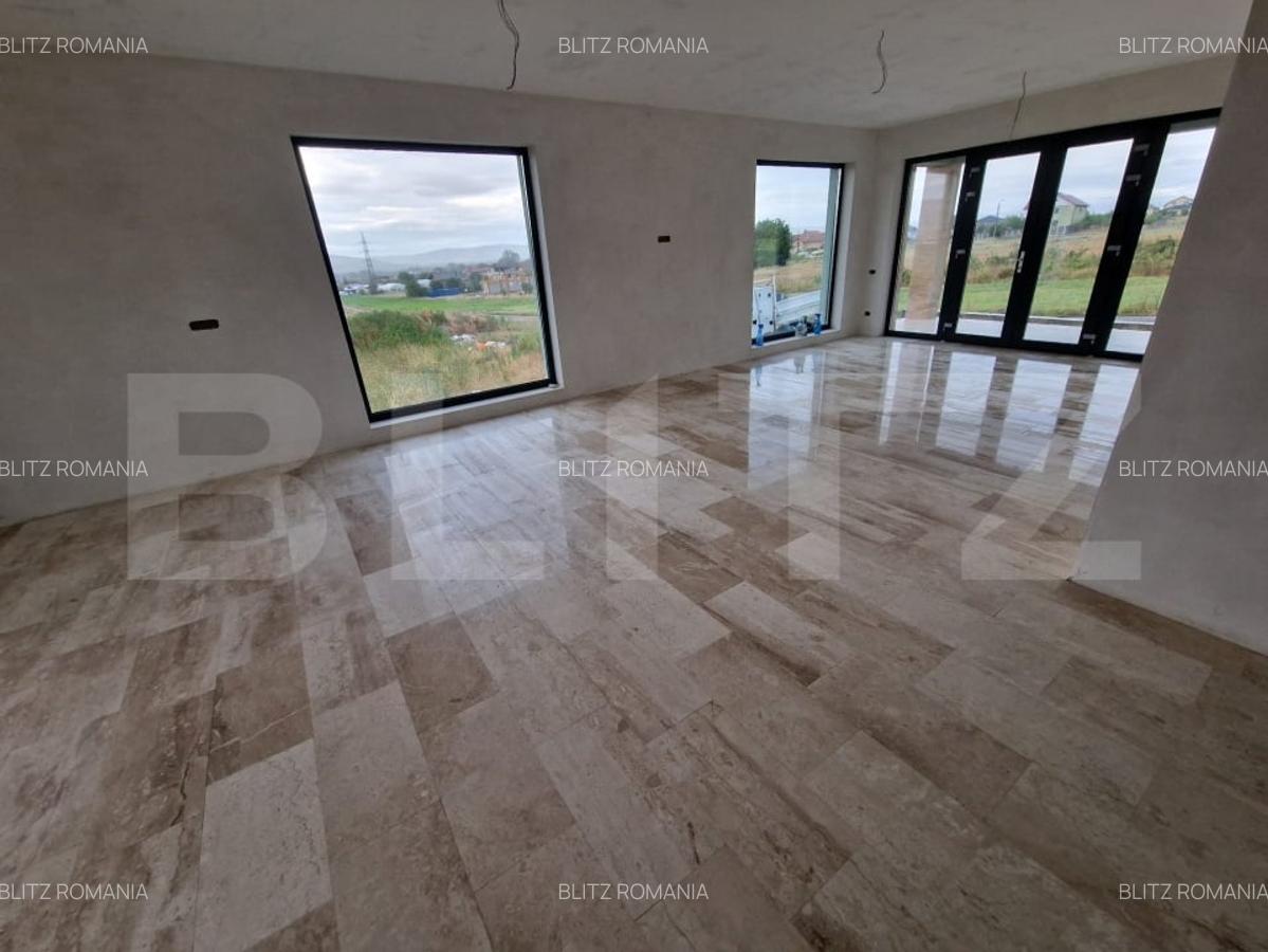 Casa pe un nivel, 4 camere, compartimentare decomandata, zona linistita - 2