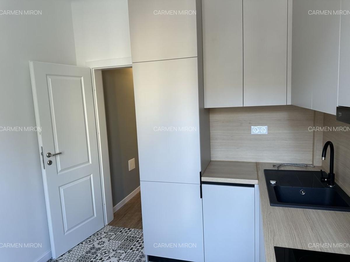 Apartament cu 2 camere semicentral complet renovat - 3