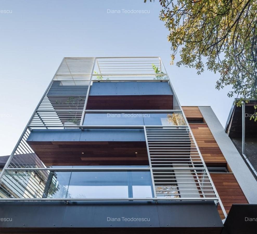 Vanzare imobil 2015 arhitectura deosebita cu terase si curte Palatul Cotroceni - 5