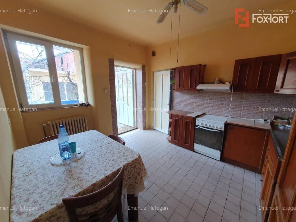 Casa individuala cu 6 camere si teren de 500 mp - zona Kiriac - 6