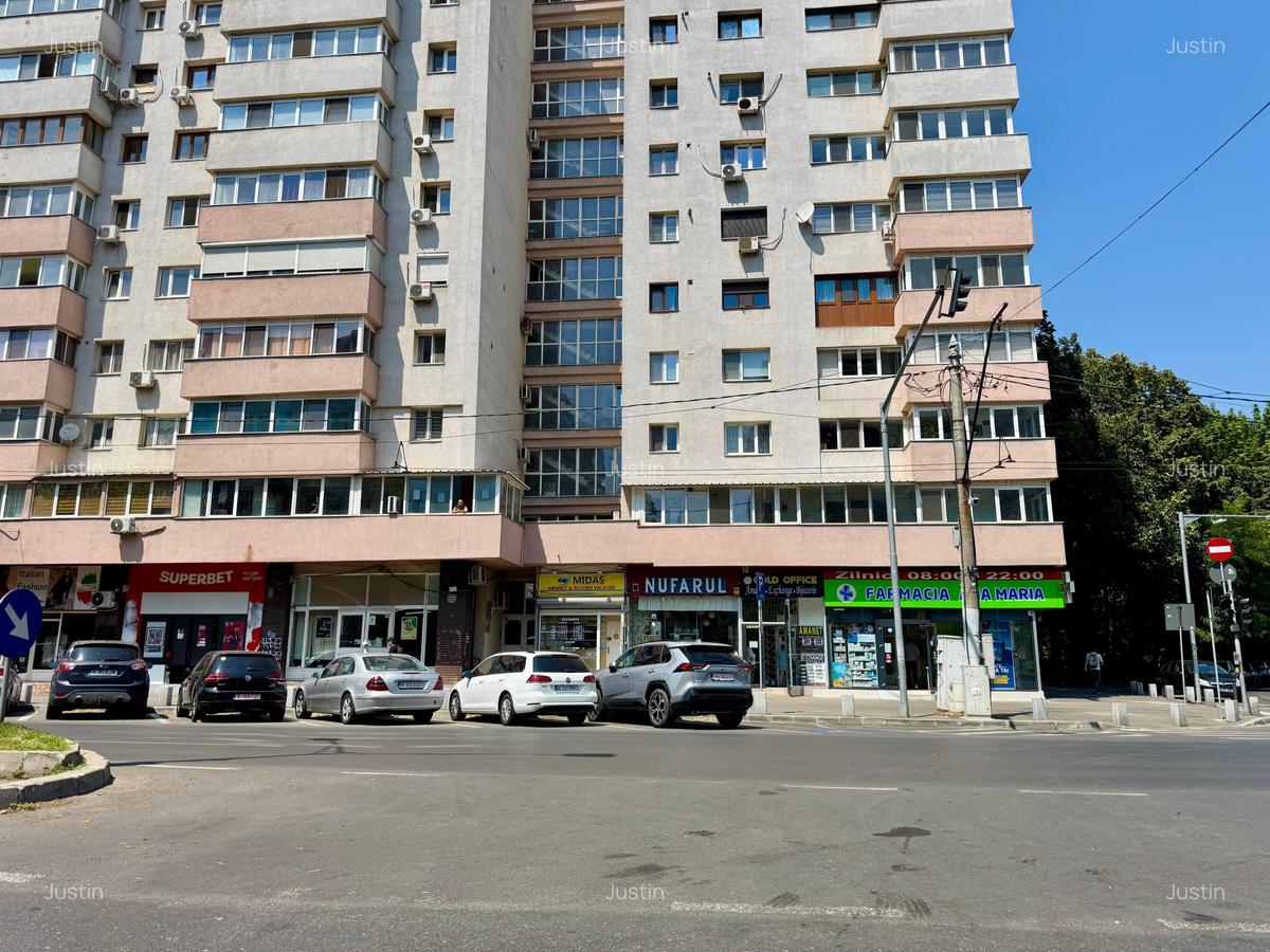 Spatiu comercial de vanzare – Bd. Iuliu Maniu, 80 mp, vitrina 11m - 1
