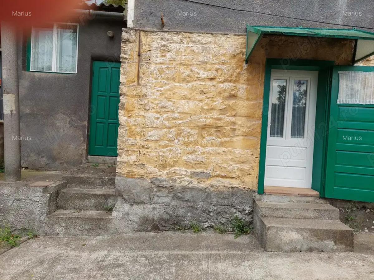 Proprietar, vand Casa in Anina - 2