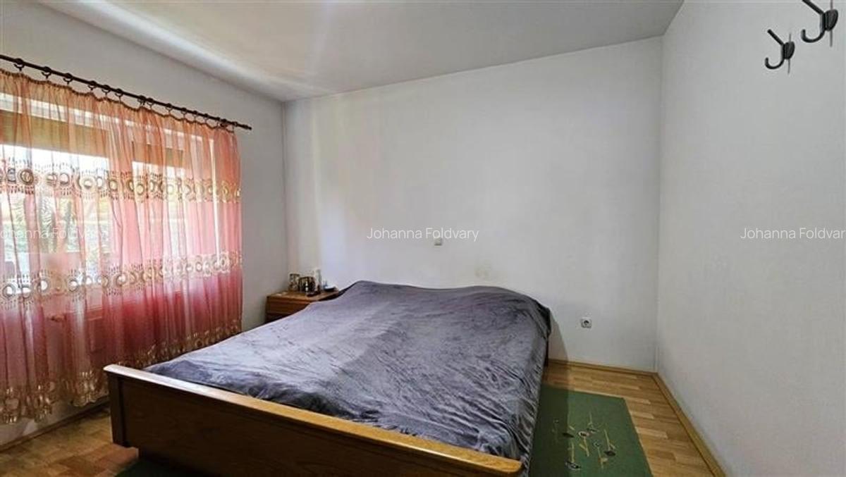 Casă cu 4 camere în Dumbrăvița - 11