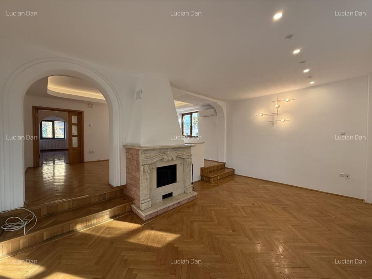 Vila spațioasă în Sisesti | 600 mp | 9 locuri de parcare | Teren 1500 mp - 3 Vila spațioasă în Sisesti | 600 mp | 9 locuri de parcare | Teren 1500 mp - 3