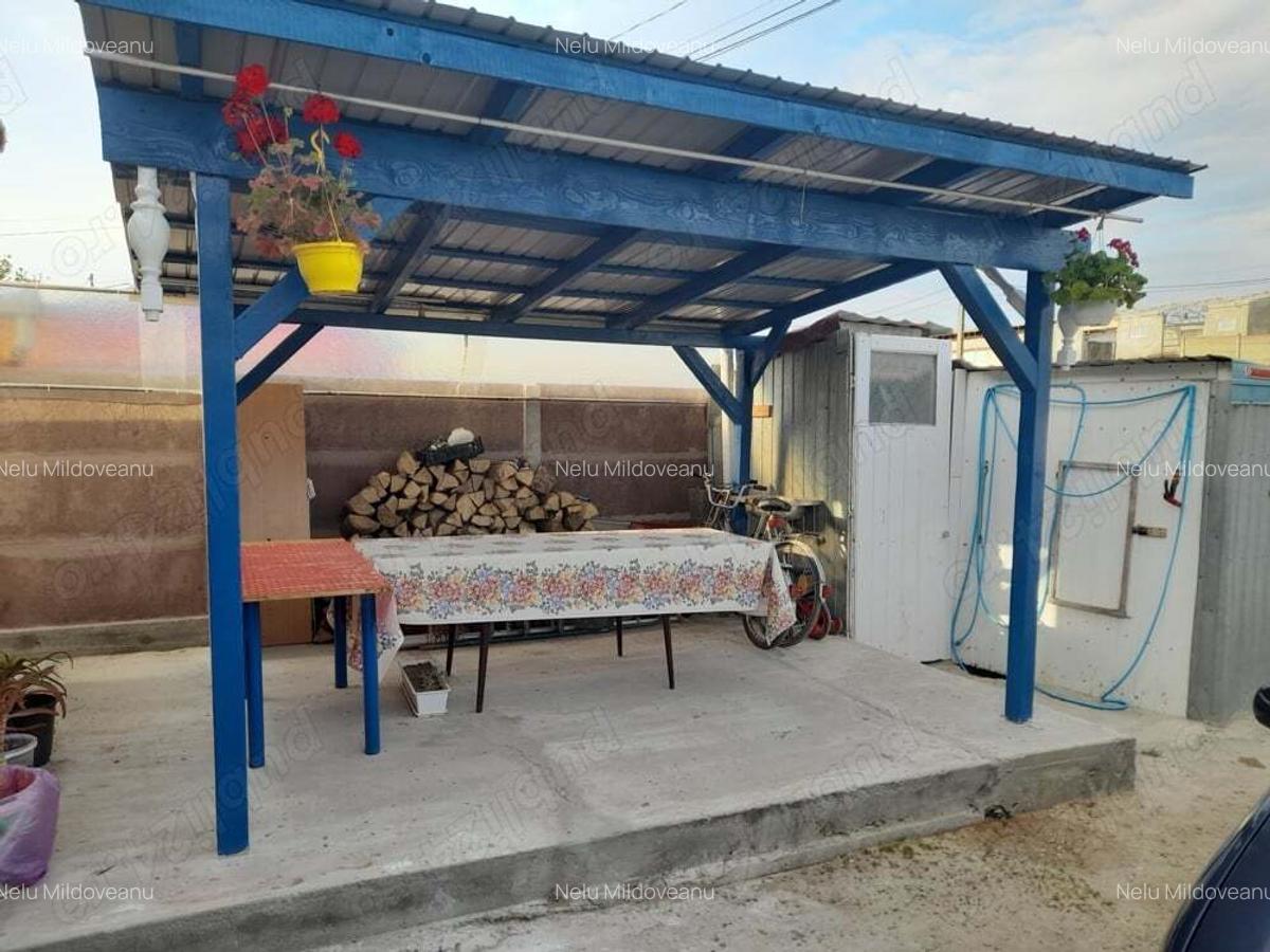 Casa de vanzare 23 august - 4