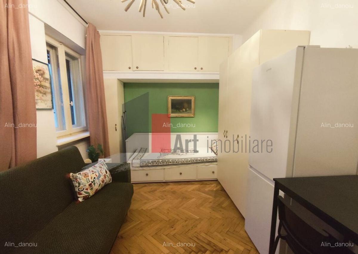 Garsoniera de inchiriat in zona Magheru (ultracentral) - 3