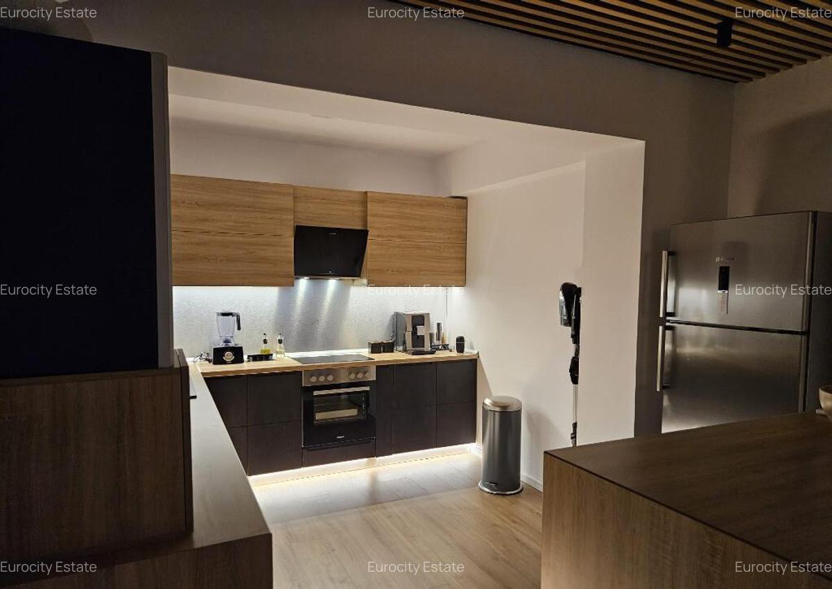 Otopeni/Polona,3 camere,150 mp,mobilat si utilat lux,scara interioara - 12