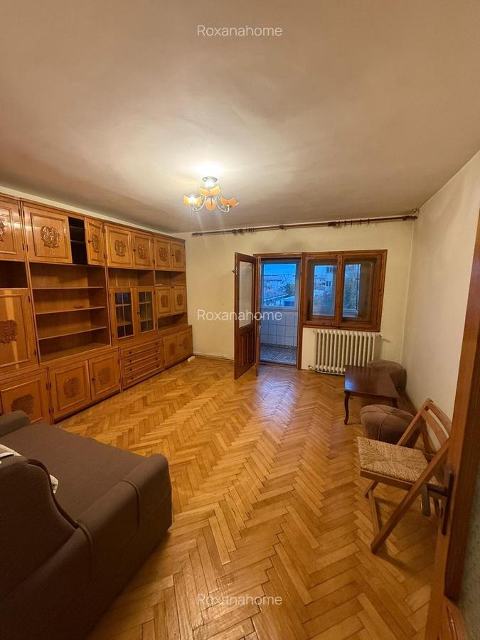 Apartament spațios cu 4 camere – Strada Aurora (lângă Finanțe), etaj 2/4 - 2