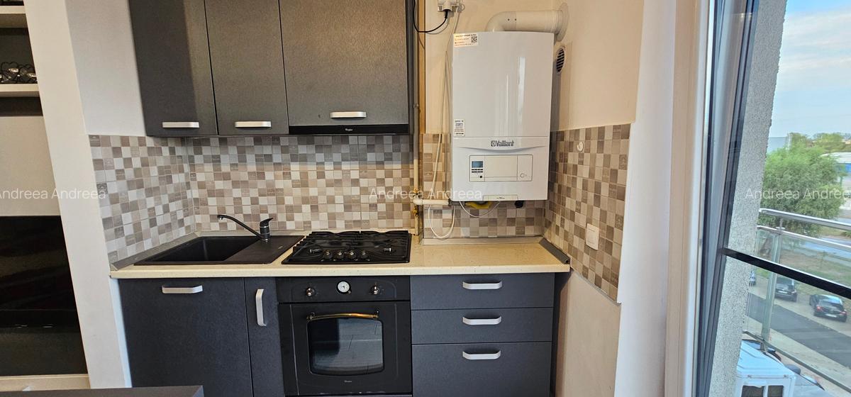 Apartament cu 3 camere de inchiriat zona Tractorul bloc nou - 20