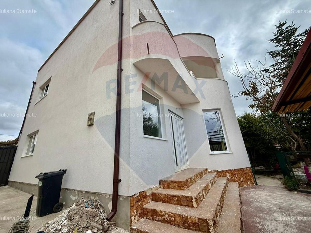 Casa de vanzare in Eforie Nord teren proprietate 300 mp - 16