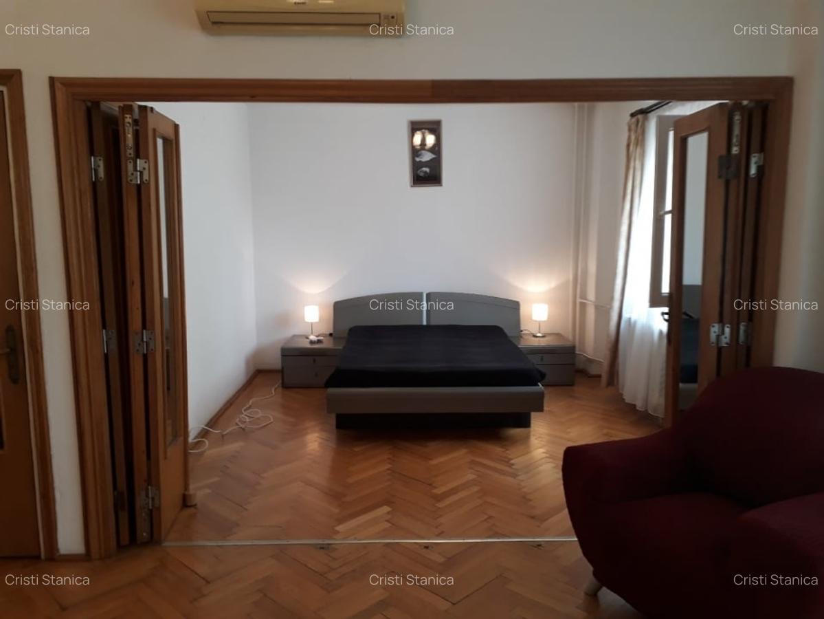 Mosilor, Dacia 4 camere vedere spate - 1