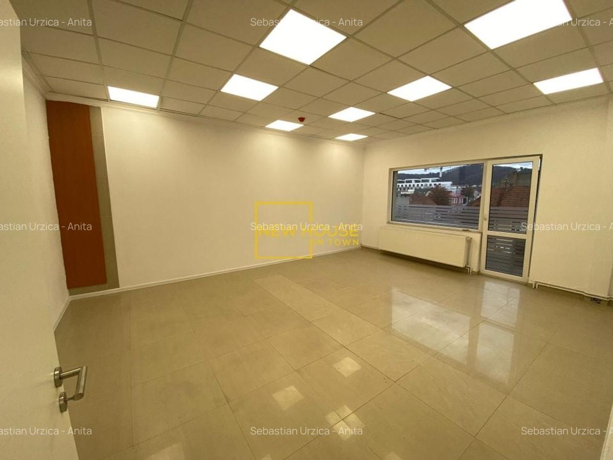 Spațiu de birouri / showroom de închiriat | Zona Blumana | Vedere panoramică - 11