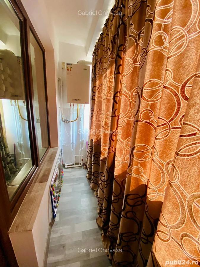 Apartament in centru orasului foarte bun pentru investitie sau locuit - 8 Apartament in centru orasului foarte bun pentru investitie sau locuit - 8