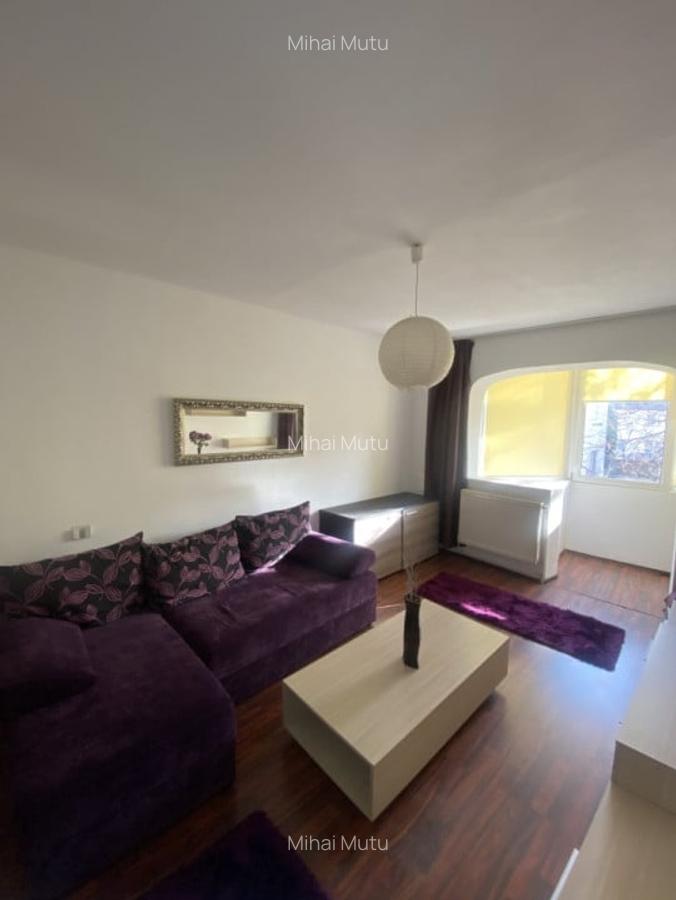 Vanzare apartament 3 camere Etaj 1 Tractorul Brasov - 10