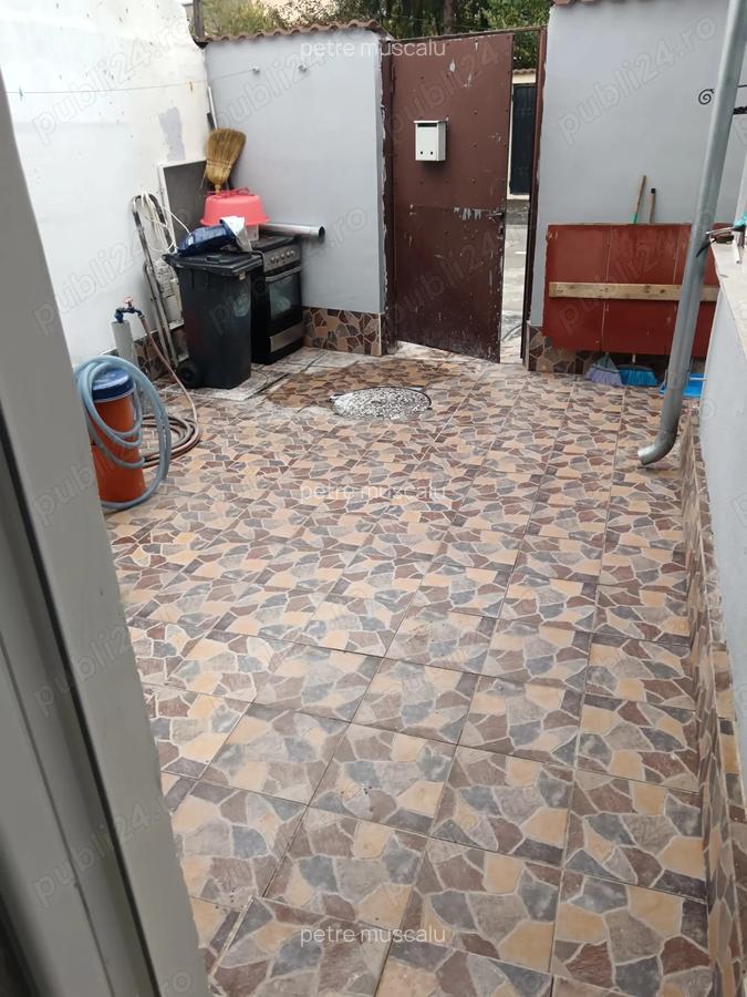 Inchiriez casa la curte sector 5 Bucure?ti zona lini?tita singur in curte casa complet renovata toat - 3 Inchiriez casa la curte sector 5 Bucure?ti zona lini?tita singur in curte casa complet renovata toat - 3