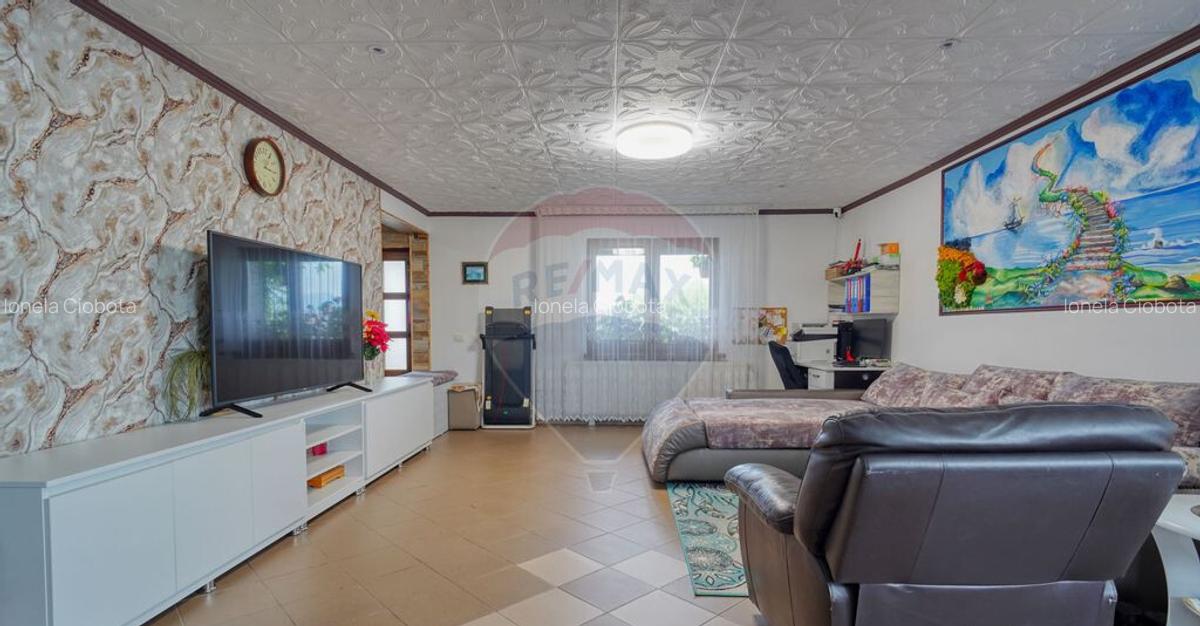 Casa/Vila de vanzare 322 mp , Colonia Bod - 6