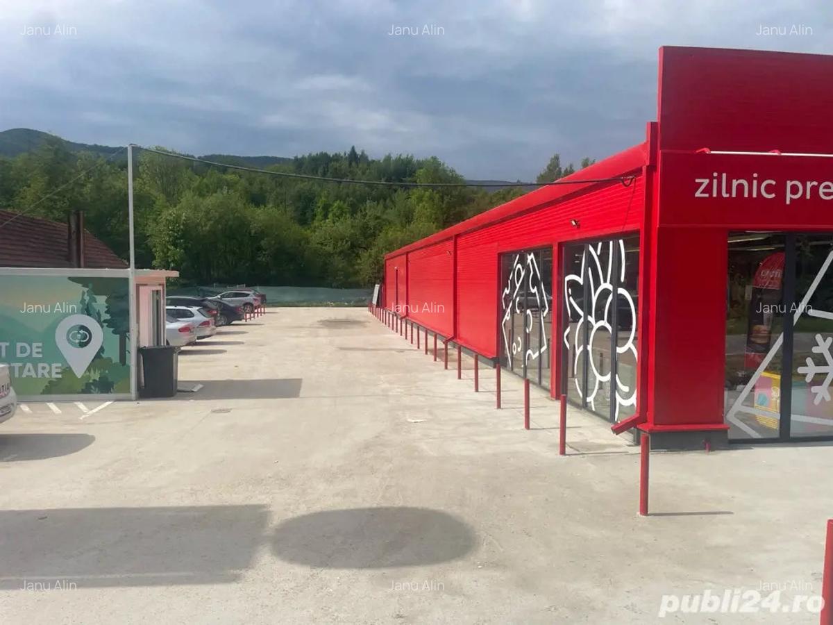 De vanzare cladire spatiu comercial - 2