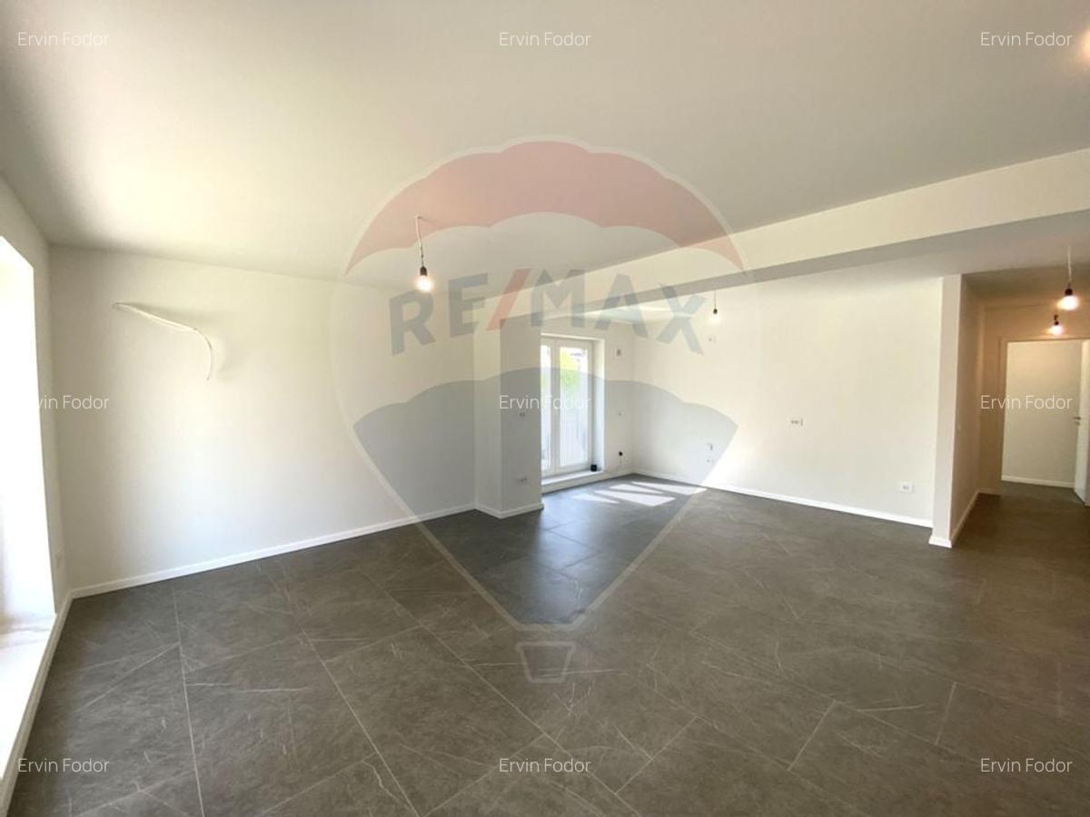 Spatiu comercial inchiriere in Brasov, cartier Coresi 66mp - 22
