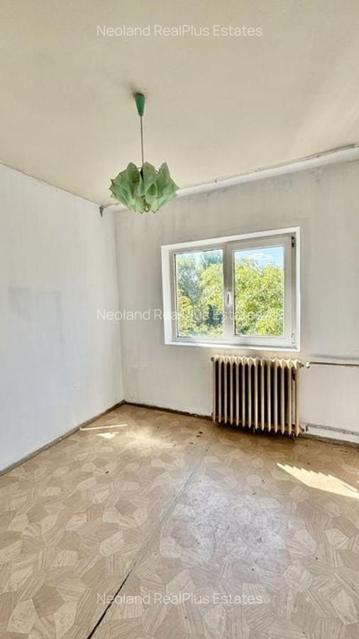 Apartament 4 camere decomandat - 2