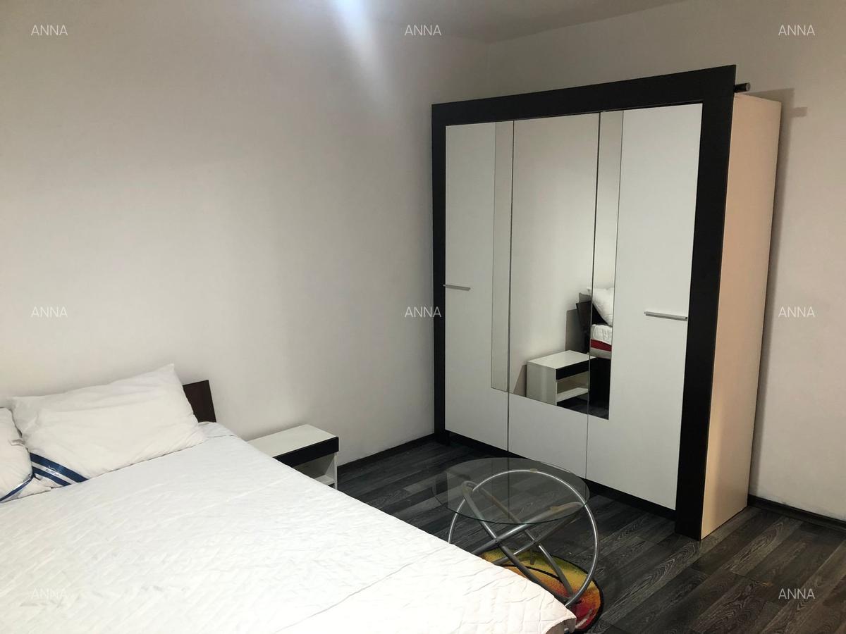 1 MAI - Banu Manta Irisa, 10 min pe jos de  Metrou Victoriei Aviatorilor - 6