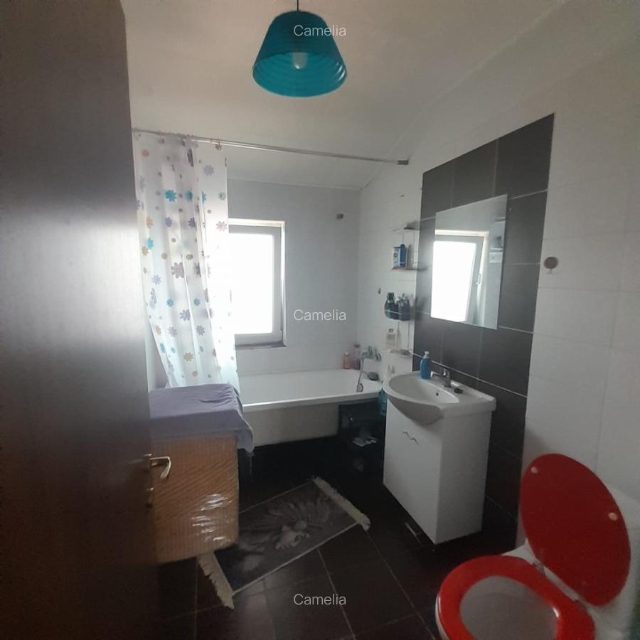 Apartament de vanzare - 5